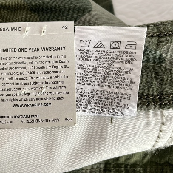 Wrangler camouflage relaxed fit  shorts men’s size 42, 10” inseam NWT - Picture 8 of 11